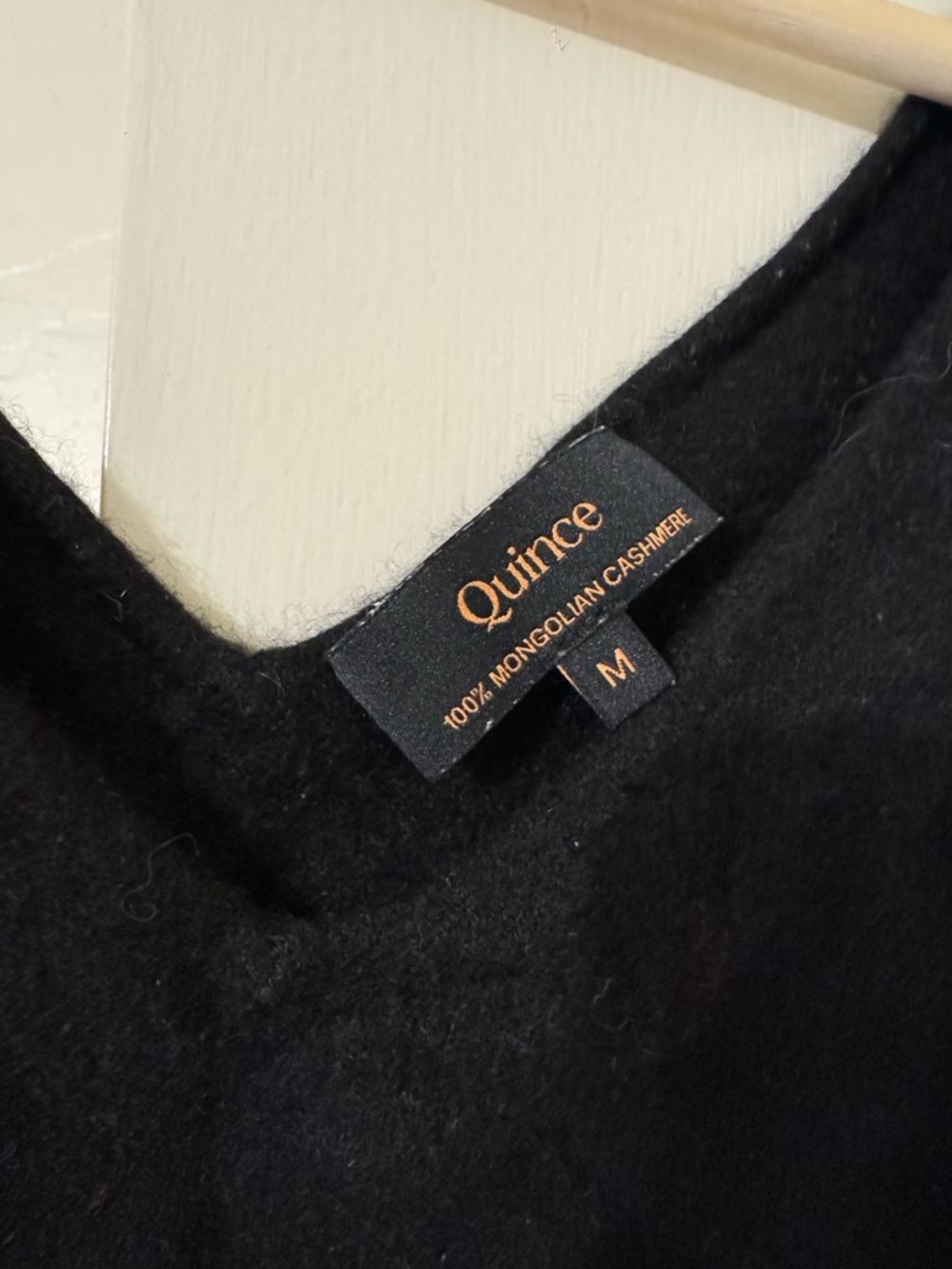 Quince Mongolian Cashmere Black Cropped Tank M - Picture 3 of 4